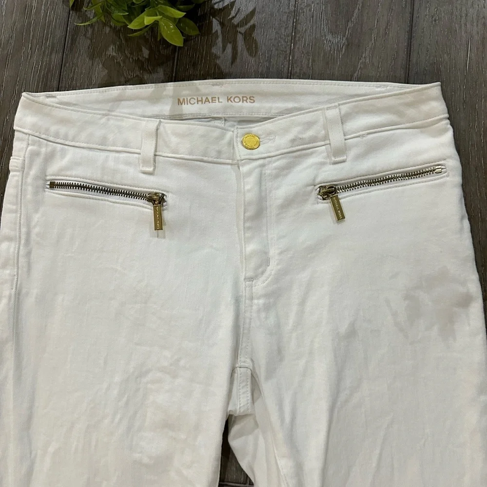 Michael Kors Izzy Cropped Jeans - Picture 2 of 13